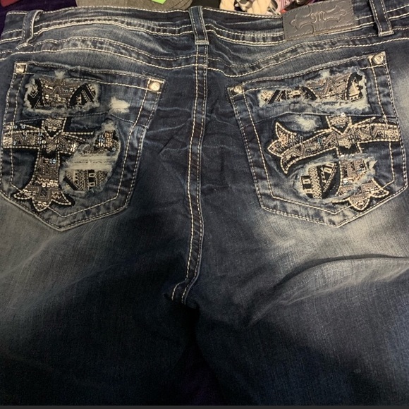 Mudd Girls Bermuda Shorts With Butterfly Embellished Pockets Size:12 Youth $36